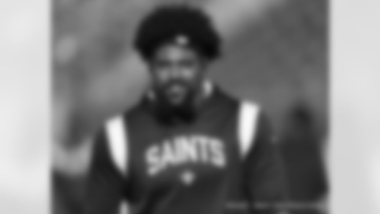 Check out the pregame warmups from the New Orleans Saints ahead of their game against the Philadelphia Eagles in Week 17 of the 2022 NFL season.