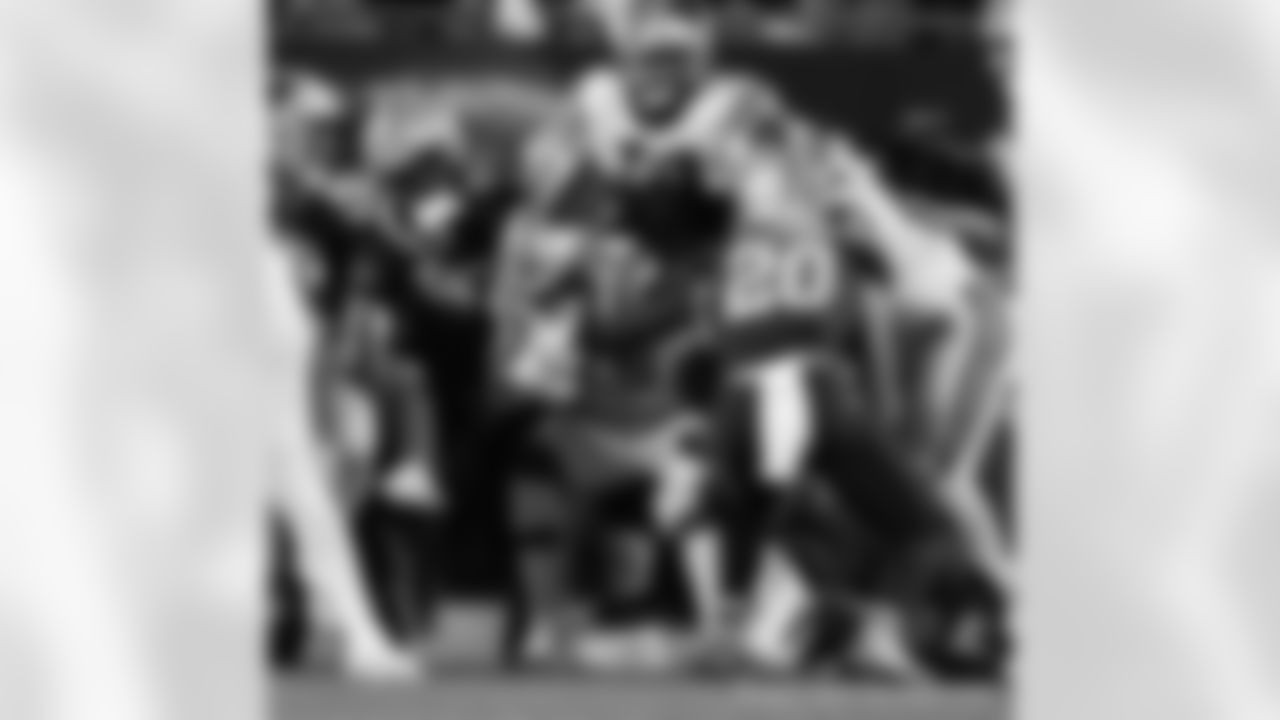 Check out the game action from the New Orleans Saints game against the Carolina in Week 2 of the 2023 NFL season including linebacker Pete Werner (20).