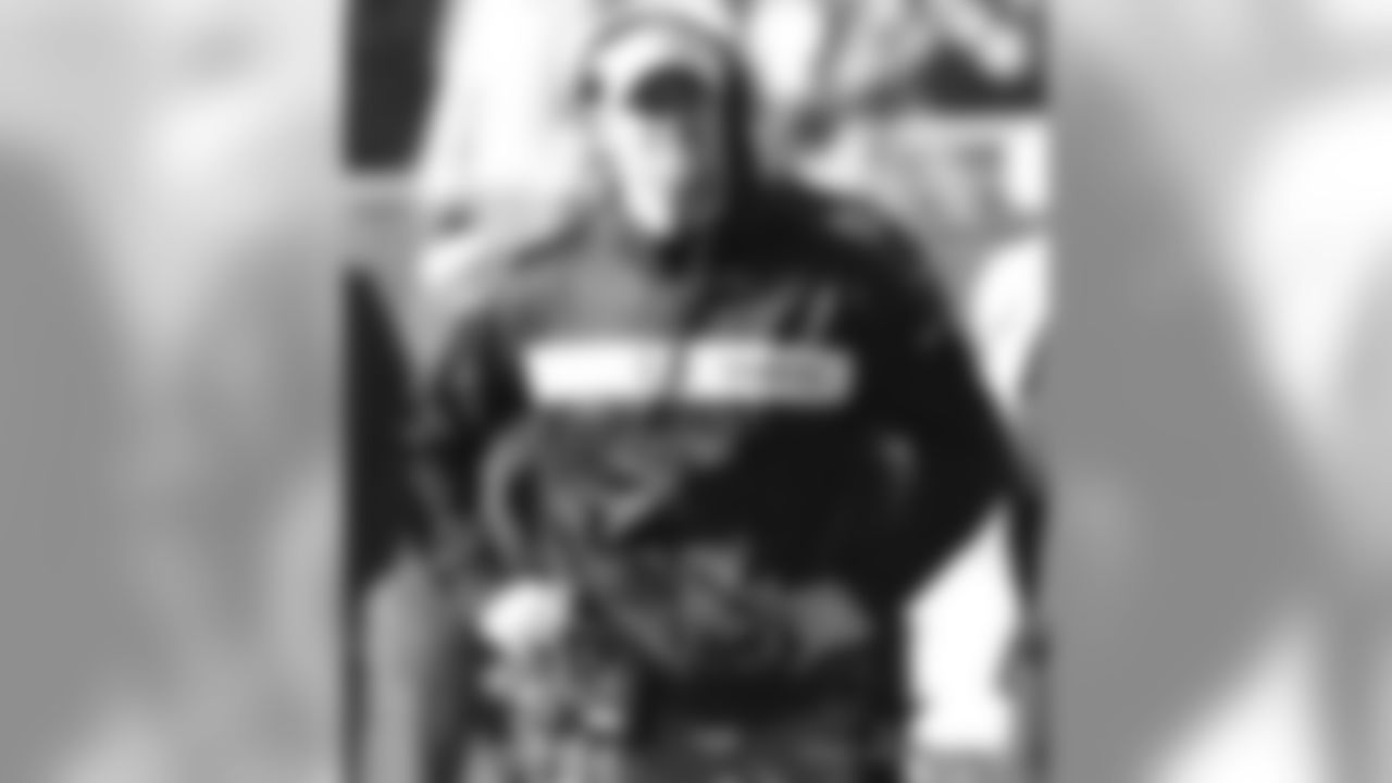 Gallery-Reg-Wk7-Saints-Ravens-Coaches-Staff-102118-009