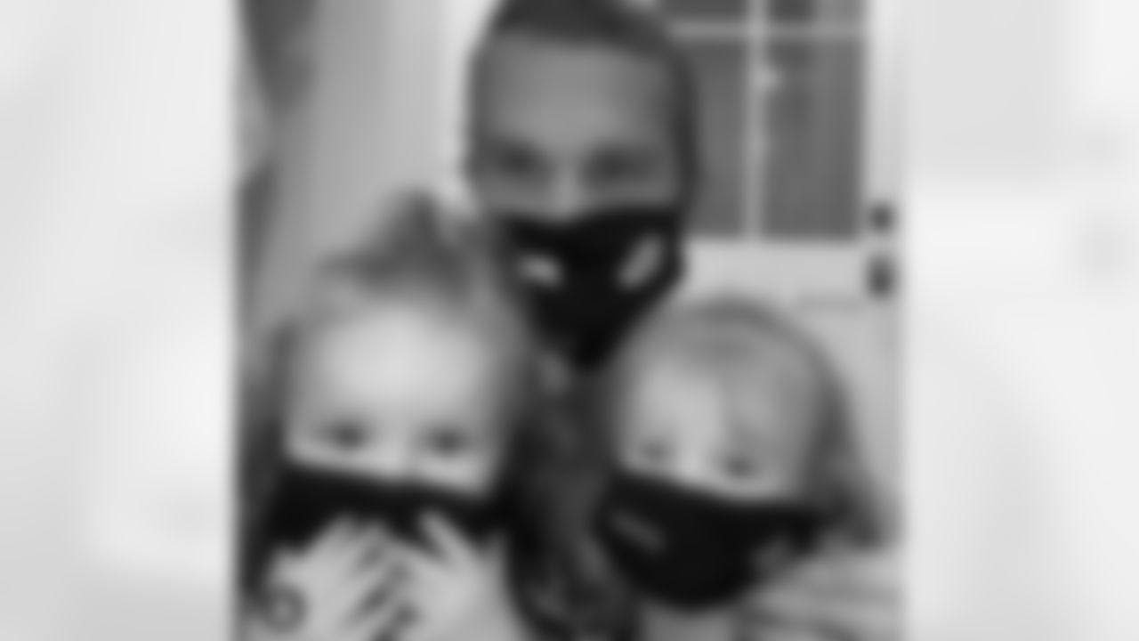 Thomas Morstead: Keep masking up y'all! To make your own Saints-themed masks, simply make a $10 donation to the Ochsner Cancer Institute and then start designing! Link in bio! Post your own photo using hashtags #MaskUpNOLA and #MaskUpSaints
