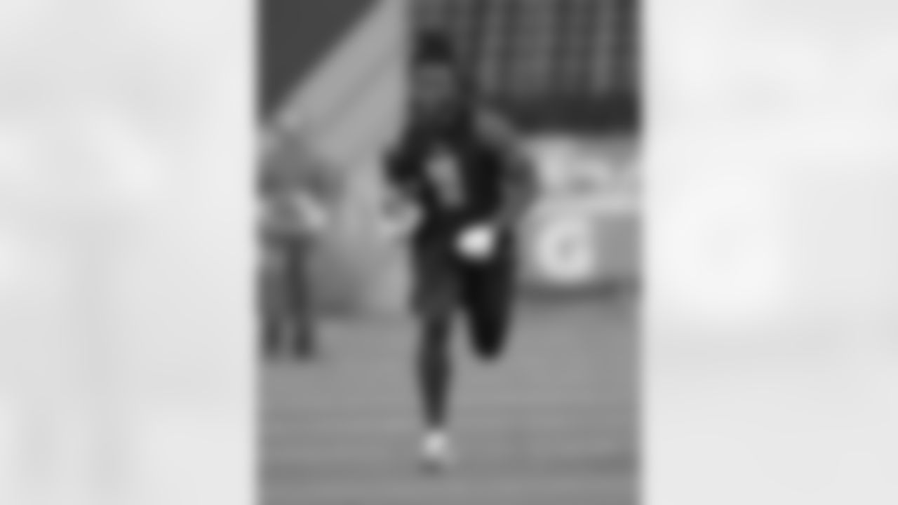 RB Alvin Kamara