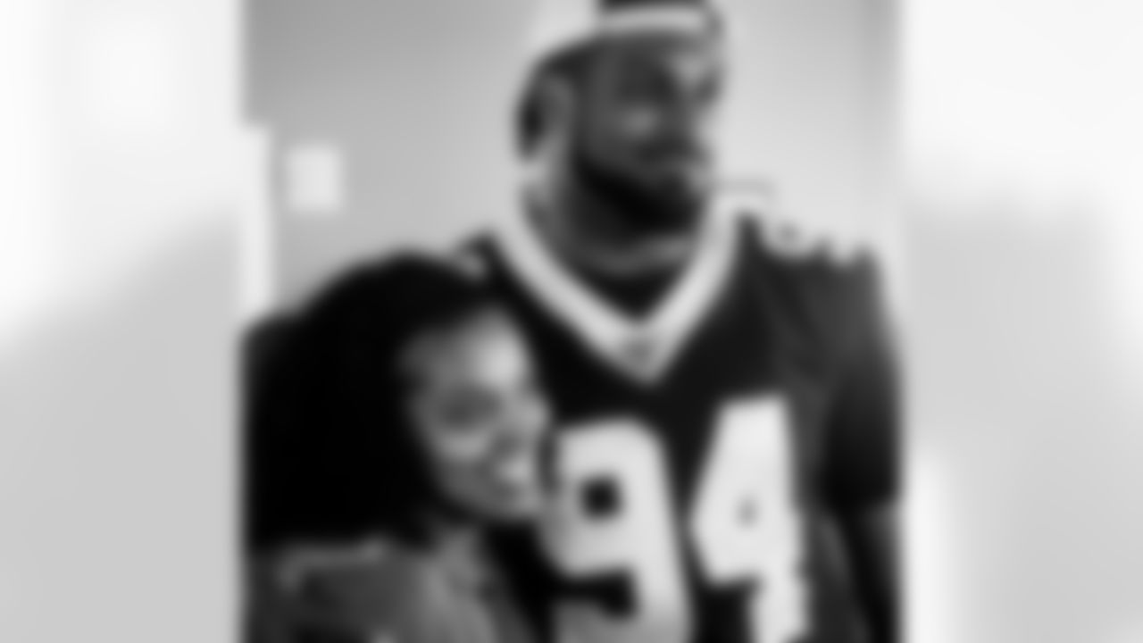 New Orleans Saints defensive end Cameron Jordan joined COX to unveil three refurbished computer labs for residents at Columbia Parc at the Bayou District on Tuesday, Sept. 26, 2023.