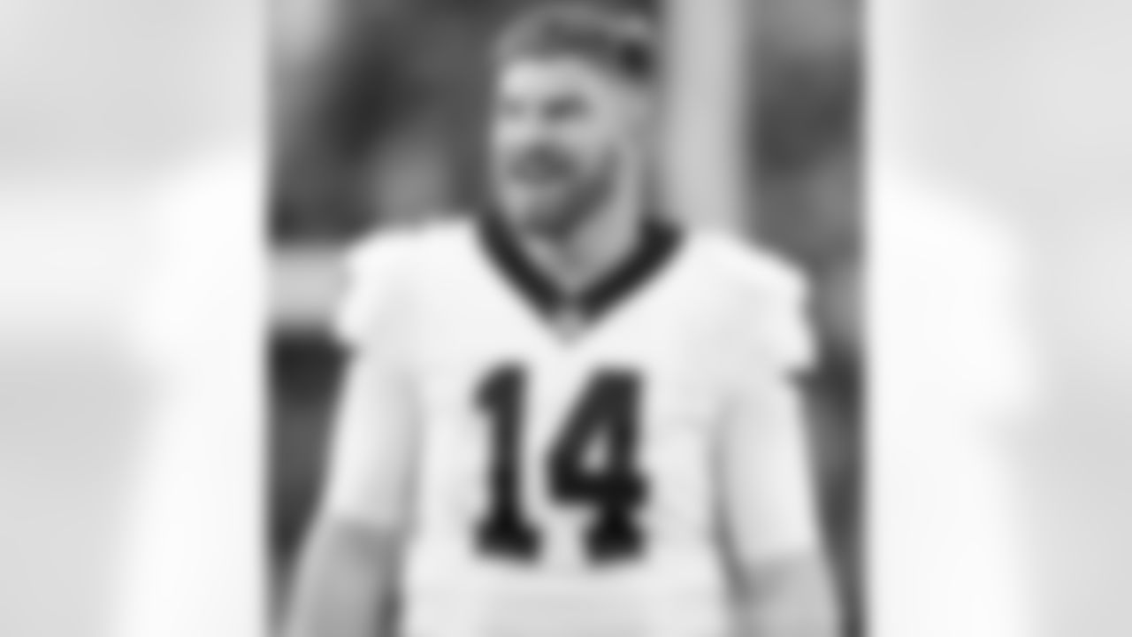 Check out the team arrivals and preparations from the New Orleans Saints ahead for their Week 12 matchup against the San Francisco 49ers.