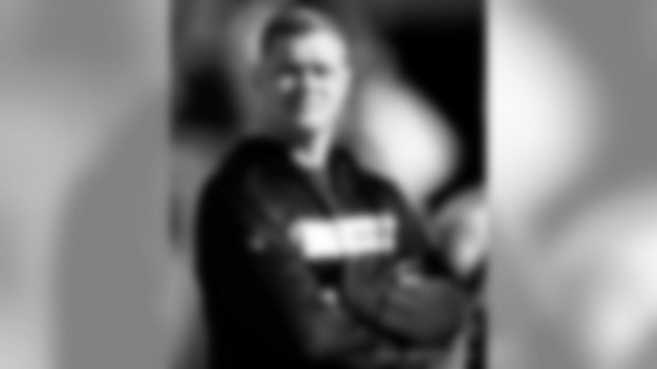 Gallery-Reg-Wk7-Saints-Ravens-Coaches-Staff-102118-018