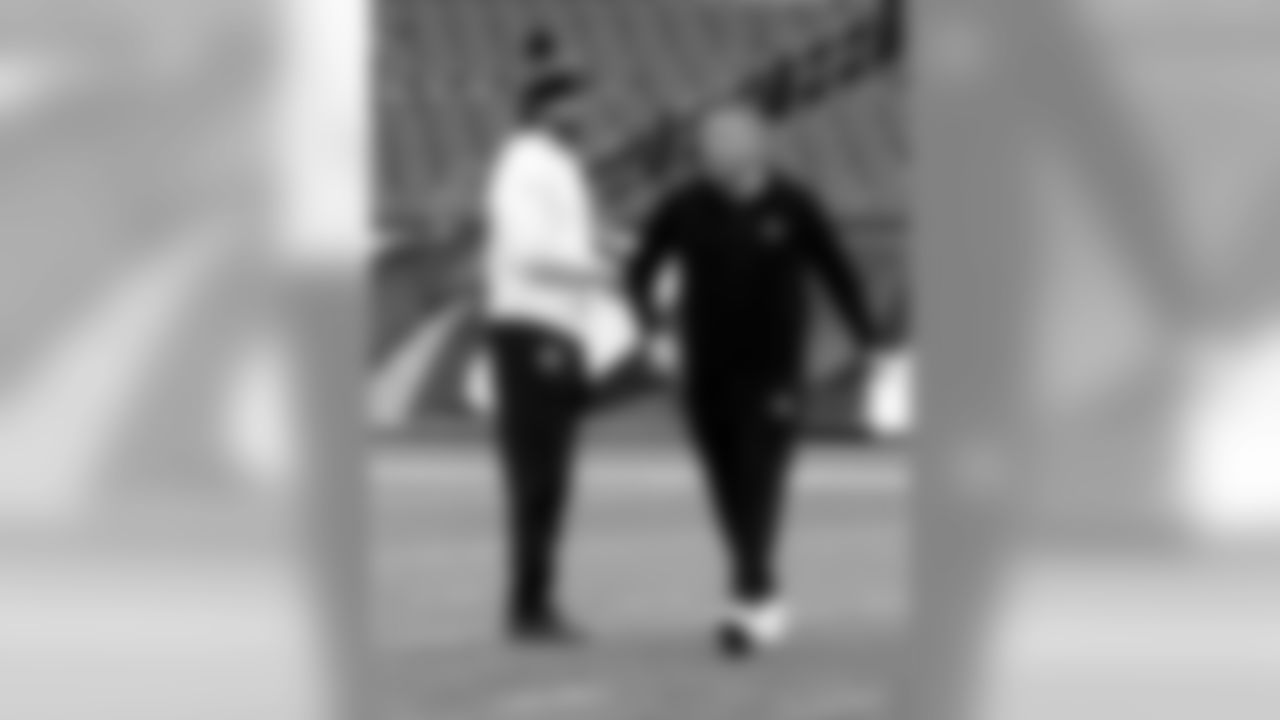The New Orleans Saints travel to Tennessee and prepare for their Week 16 matchup against the Titans at Saturday's walkthrough practice.