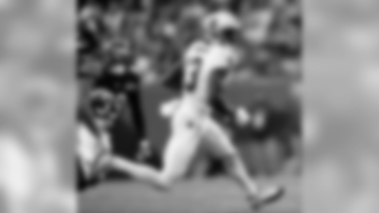 2nd gallery of game action photos from the New Orleans Saints win over the Chicago Bears in Week 7 of the 2019 NFL season.