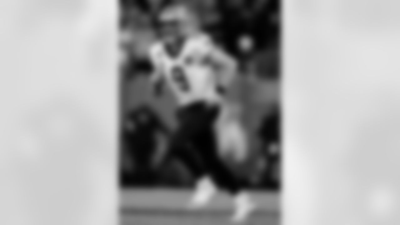Saints 12 - Carolina 9 (W)
New Orleans Saints 2018 Season
Michael C. Hebert