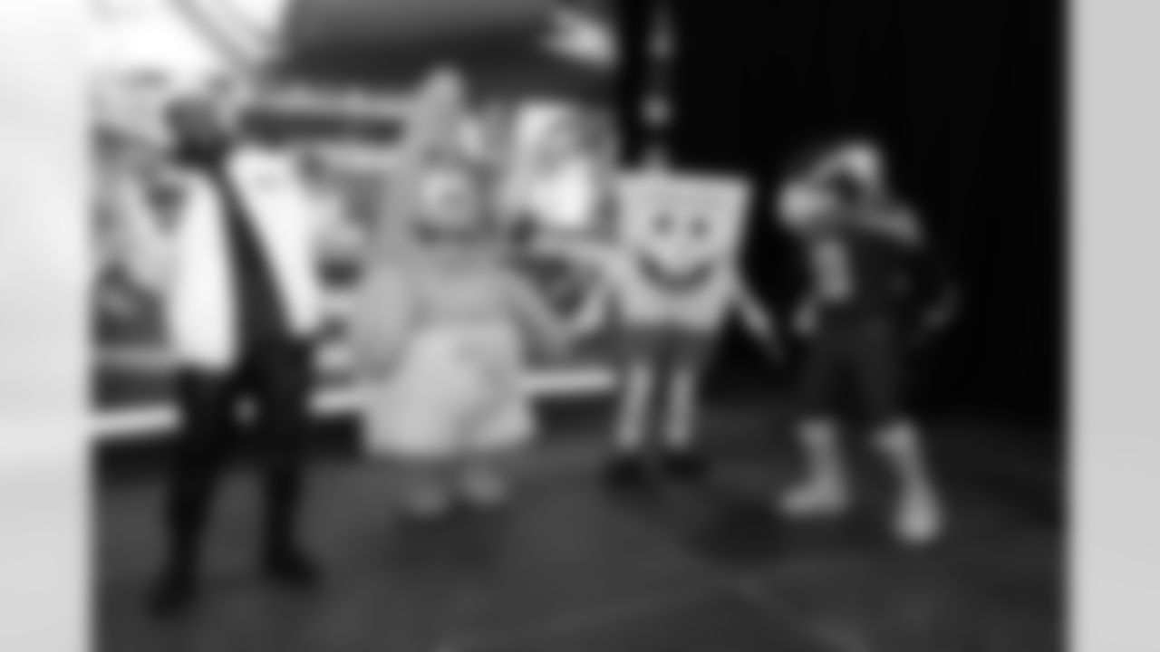 Seahawks-Nickelodeon-20230101_11-27-31_1420