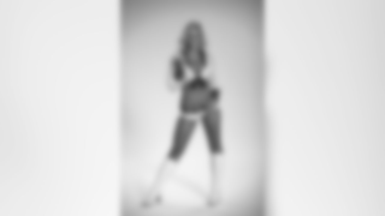 hope_fullbody.jpg