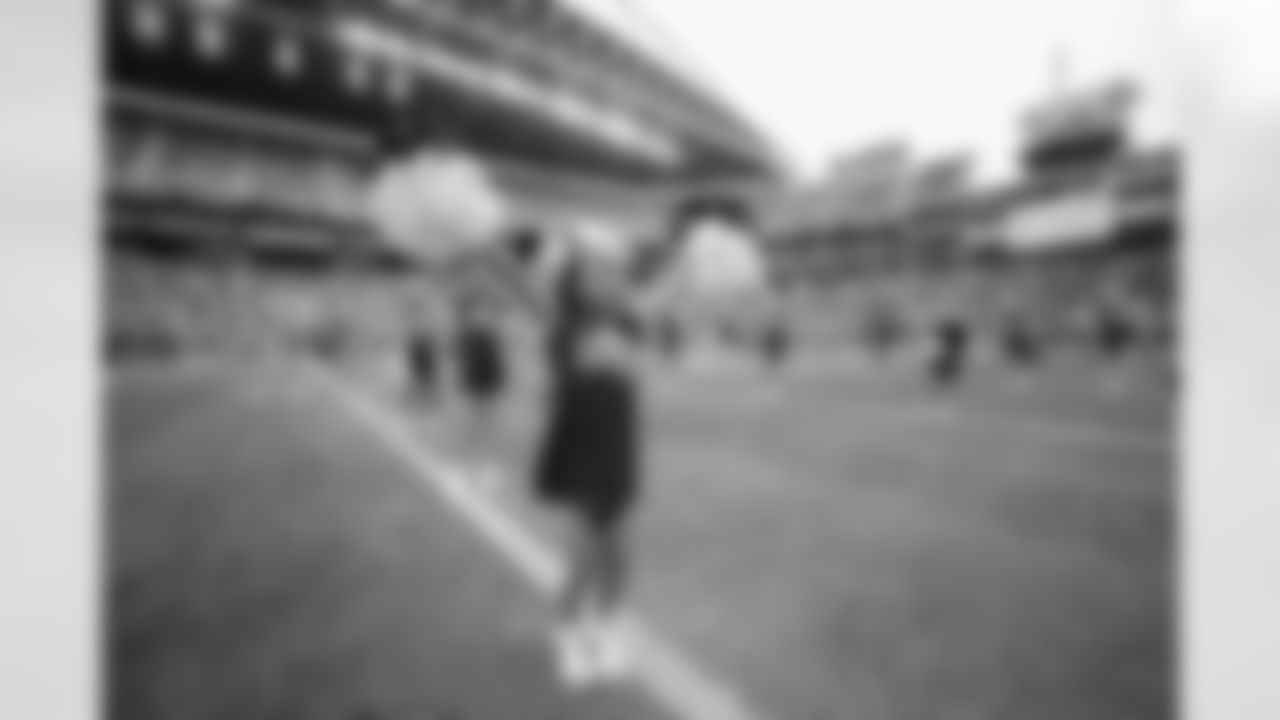 20220818_CHIvsSEA_SEA_DANCERS_SP-1364