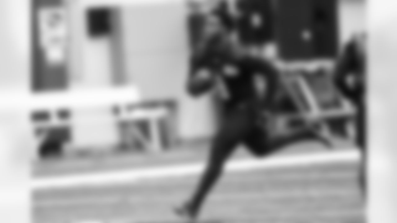 Seahawks-Offseason-Kenneth-Walker-20220506_11-51-24_1279