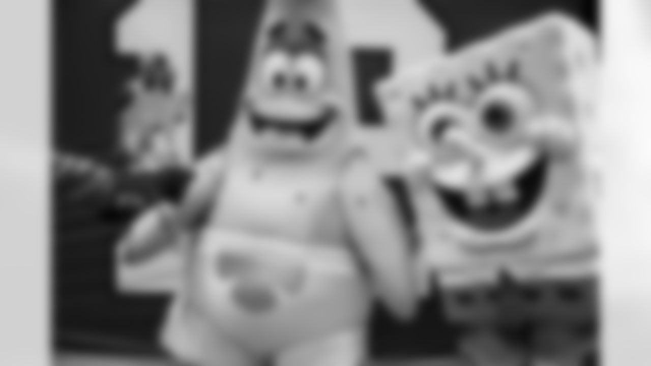 Seahawks-Nickelodeon-20230101_11-14-33_1293