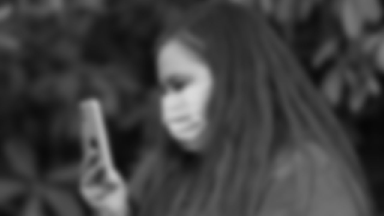 20201106_MamaBlueFanOfTheYear-1CT107333
