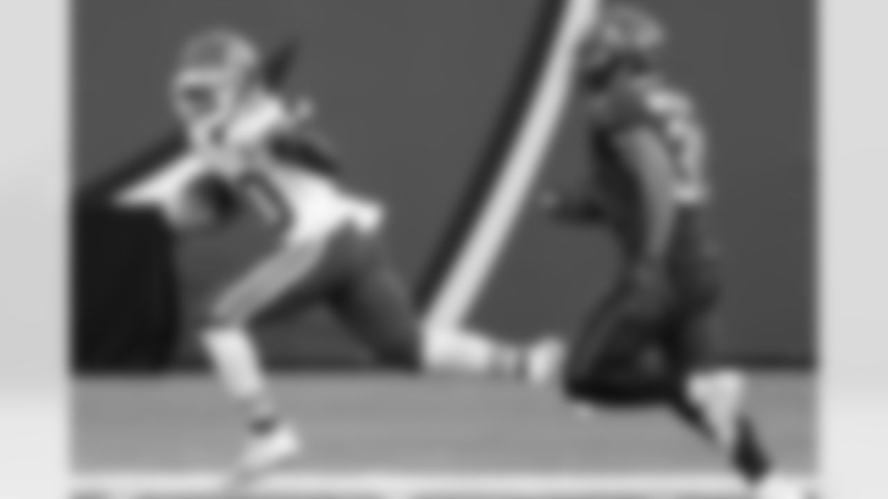 2021 Fantasy Football WR #1: Kansas City Chiefs Wide Receiver Tyreek Hill (AP Photo/Mark LoMoglio, File)