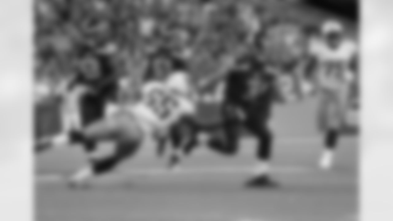 Offensive Lineman Tyler Catalina