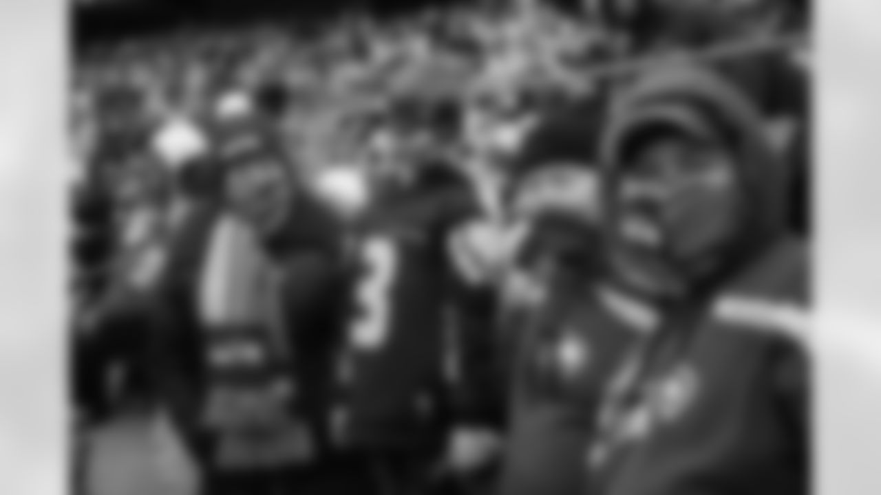 20211121_SEAvsAZ_LOTT0112