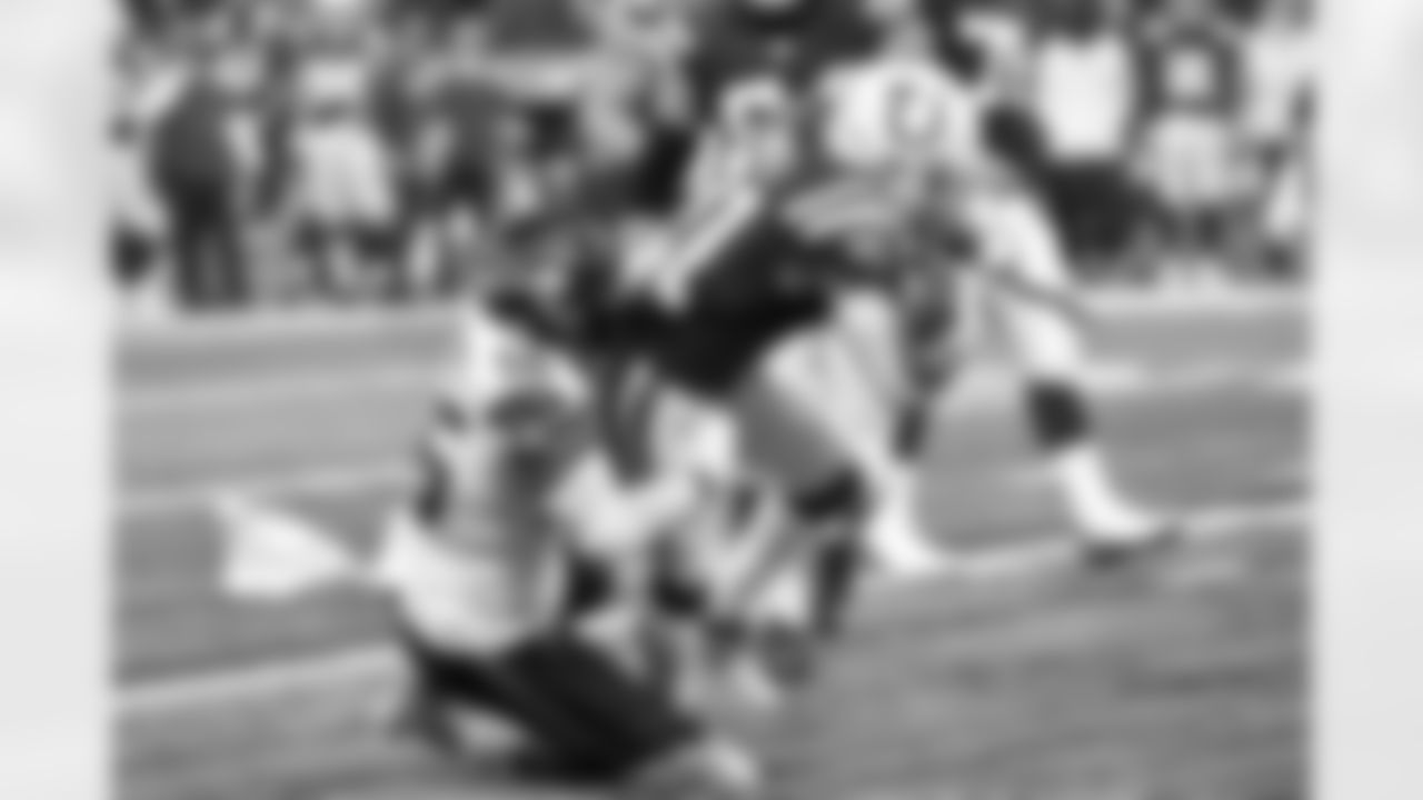 Some of the best photos of Seahawks linebacker Jordyn Brooks from the 2021 season.