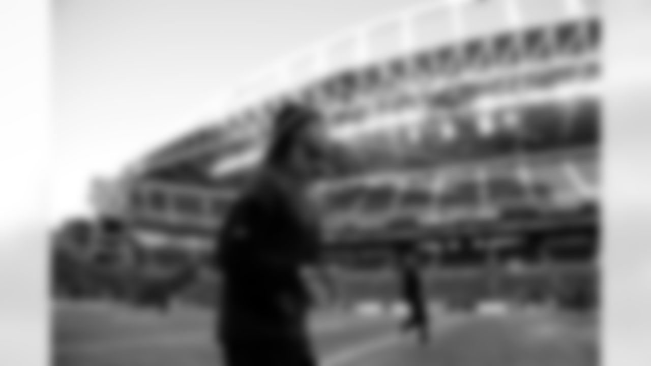 temp20111212_SEAHAWKS_STL_0098.jpg