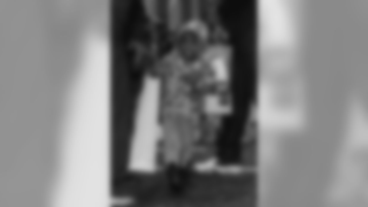 cst_ek2v0408_0.jpg