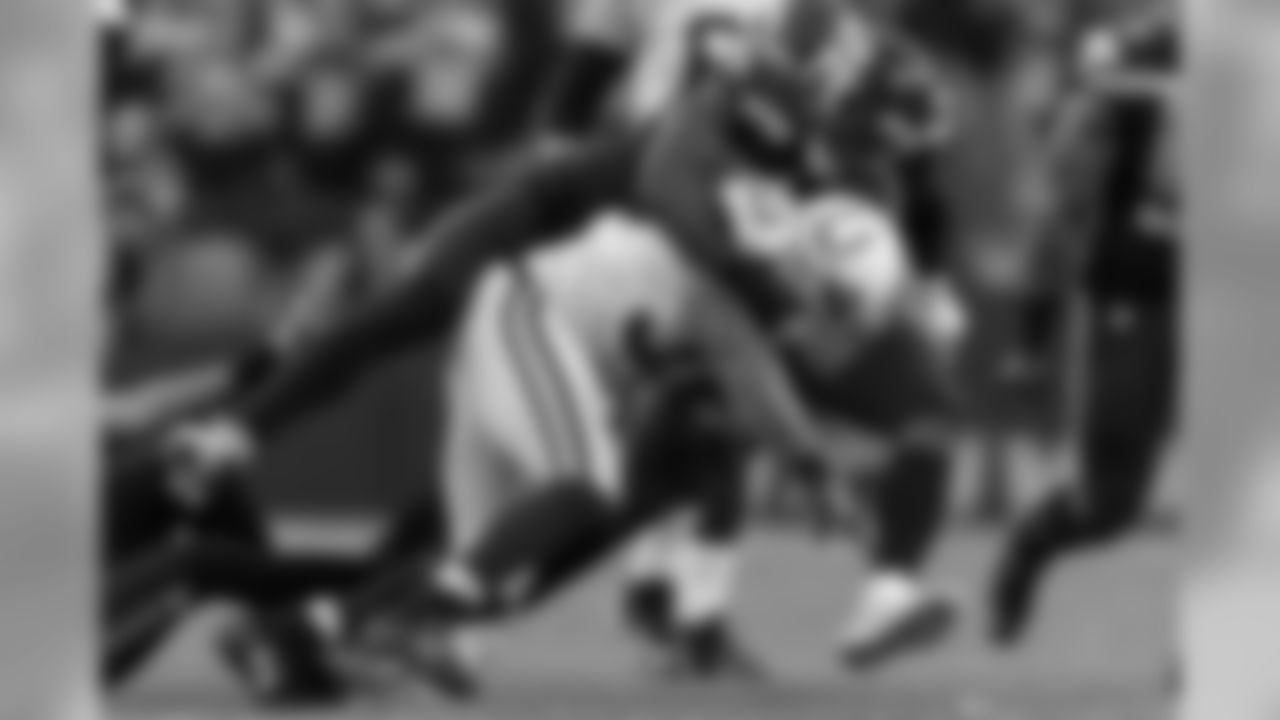 eye_wk_4_colts_16.jpg