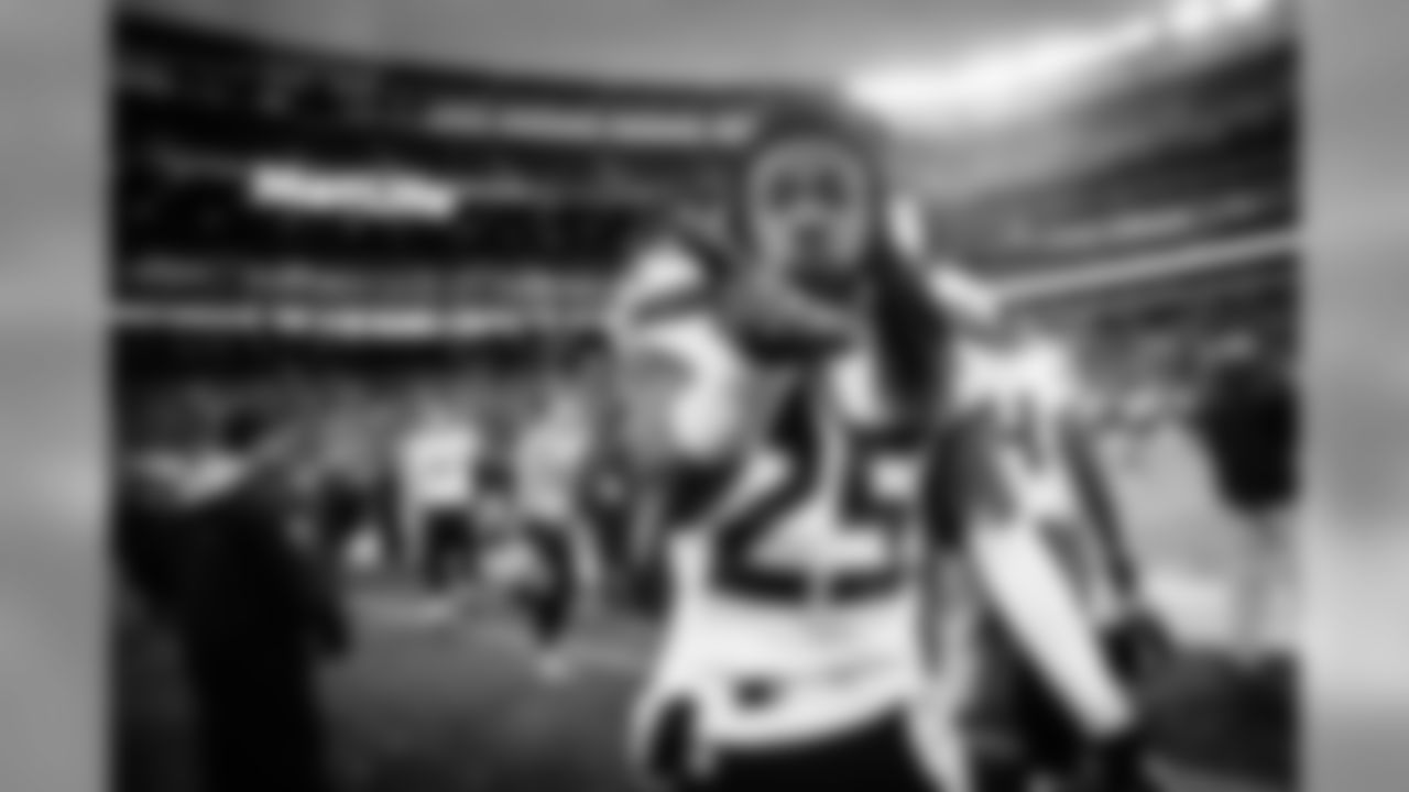 Richard Sherman blew kisses as the Seahawks put the wraps on a 23-0 shutout of the Giants in MetLife Stadium, their only visit of the 2013 calendar year, but a place they would revisit a month and a half later.
