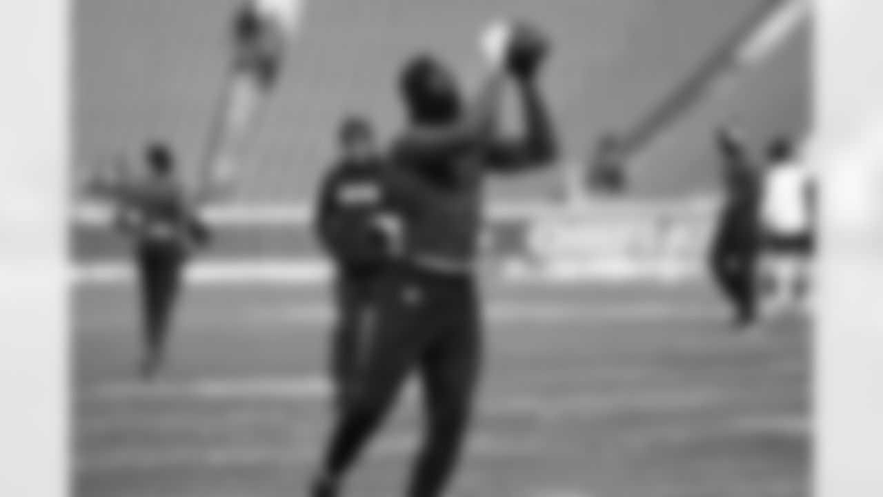 The best photos of Seahawks wide receiver DK Metcalf from the 2022 season.