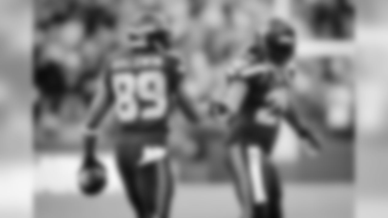 Seattle Seahawks vs Tampa Bay Buccaneers; Doug Baldwin, Marshawn Lynch
