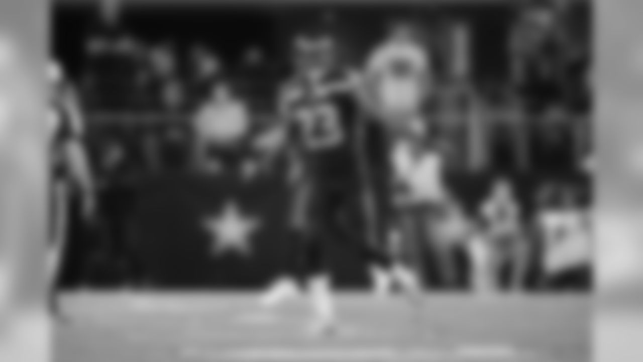 CB Neiko Thorpe