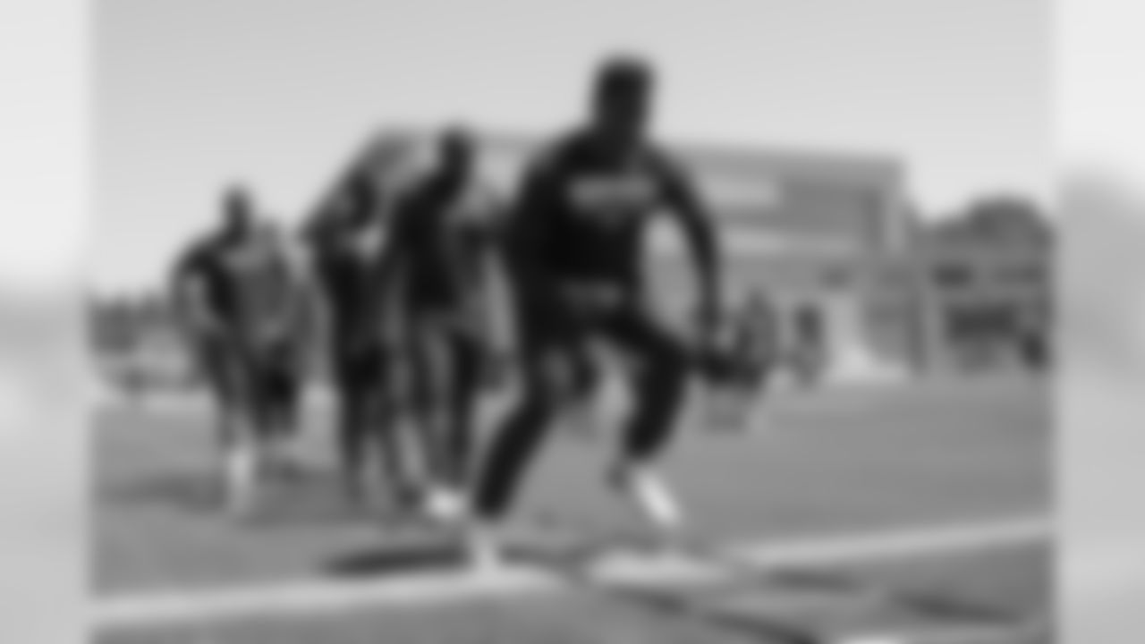 RB Chris Carson