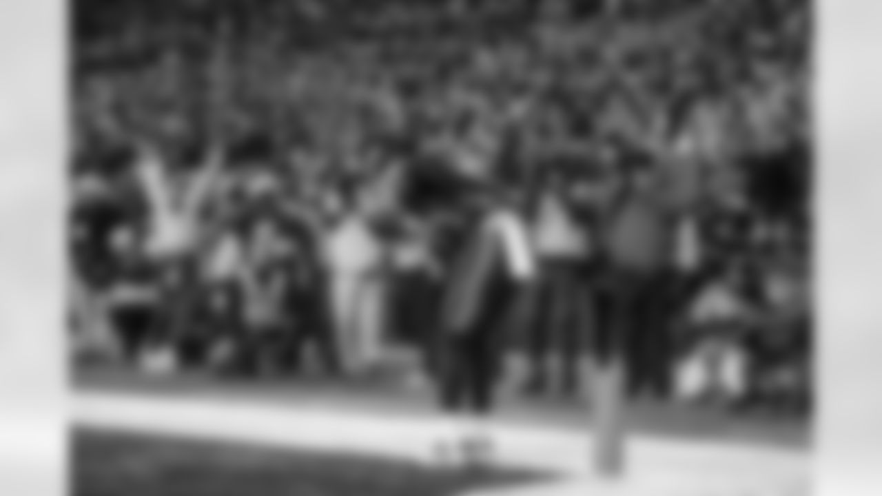 Paul Richardson takes a bow after his two-yard touchdown reception tied the game at 31-31 with 1:00 remaining in the game.