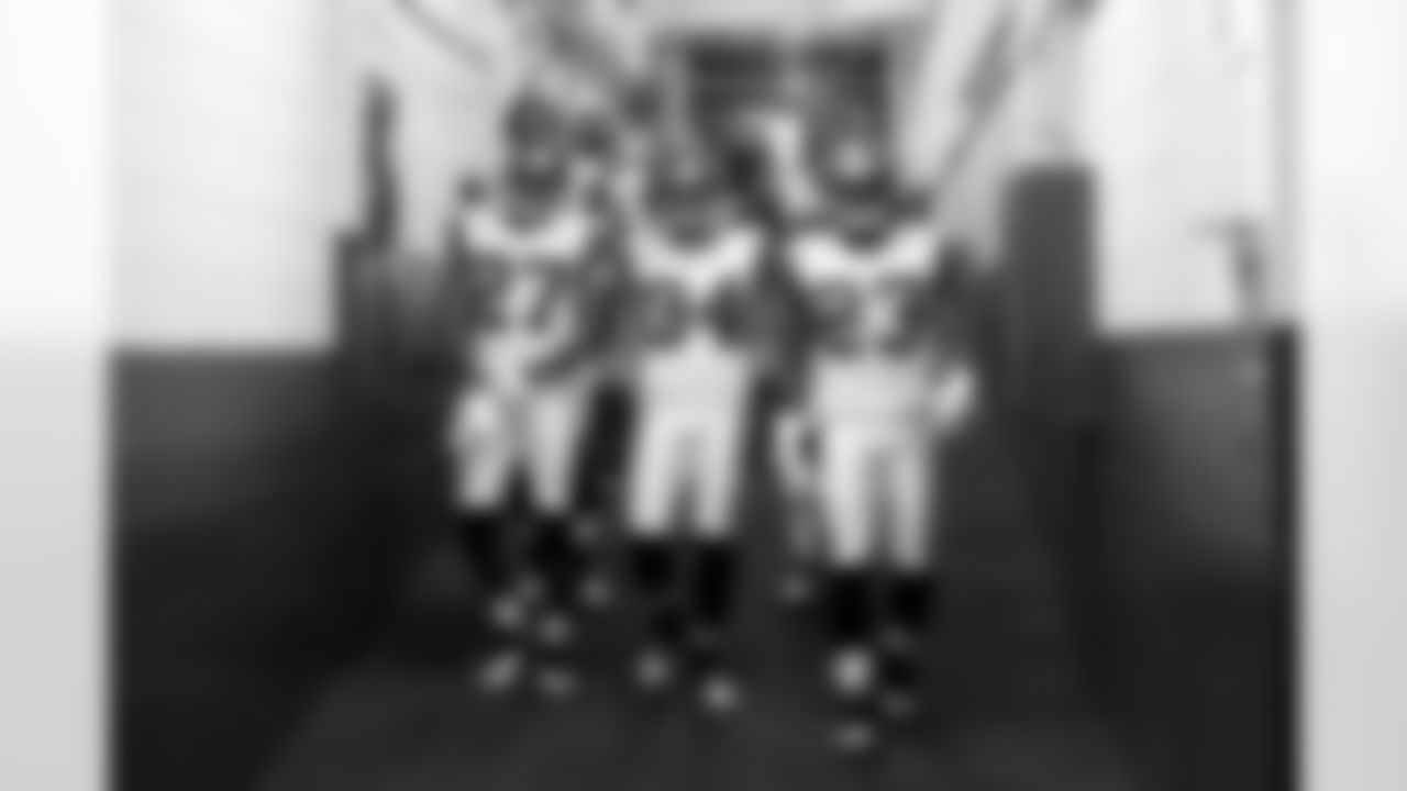 Seahawks-Through-The-Years-Jordan-Babineaux-20101212_13-10-32_2236