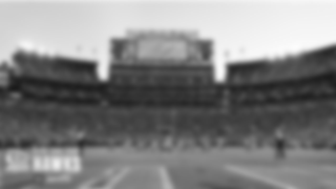 In the first half, sun replaced early snofall at Lambeau Field.