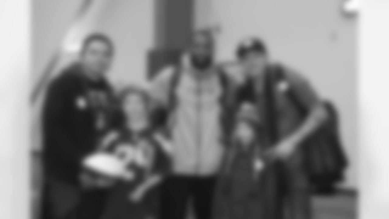 [October 16, 2005]: Seahawks 42- Texans 10