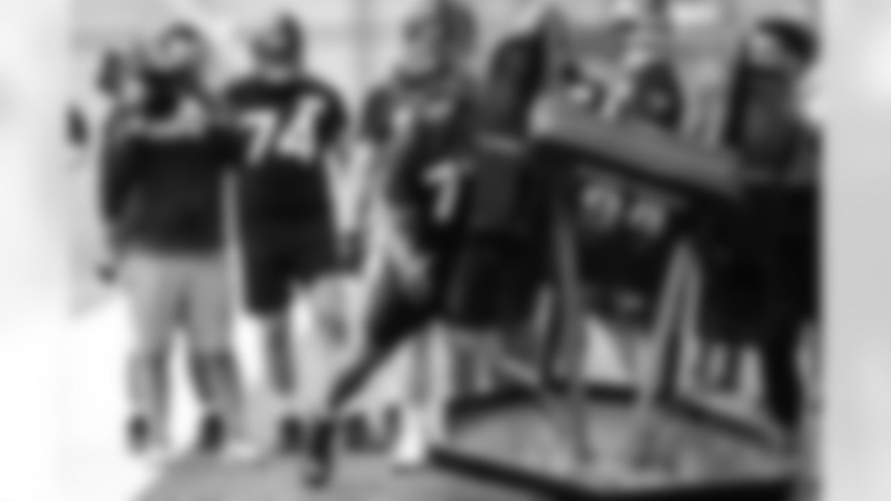Seahawks-Offseason-Abraham-Lucas-20220506_13-46-17_2534