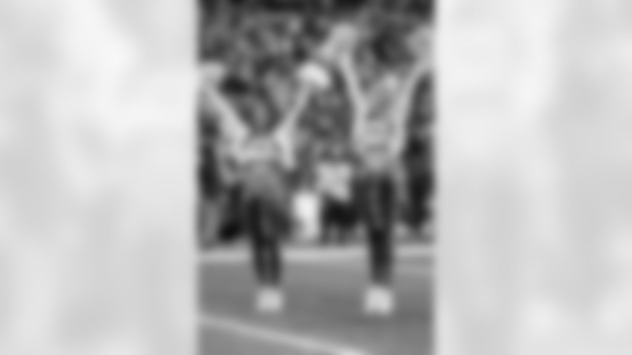 20230101_NYJvsSEA_Dancers_POTTER-2673