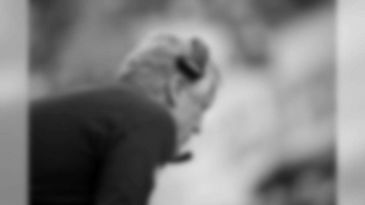 Head coach Pete Carroll reacts on the sideline.