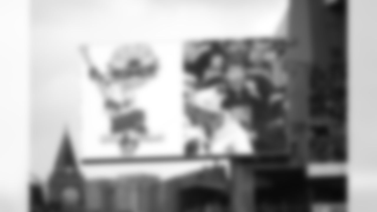 Seahawks-Nickelodeon-20230101_13-25-13_9760