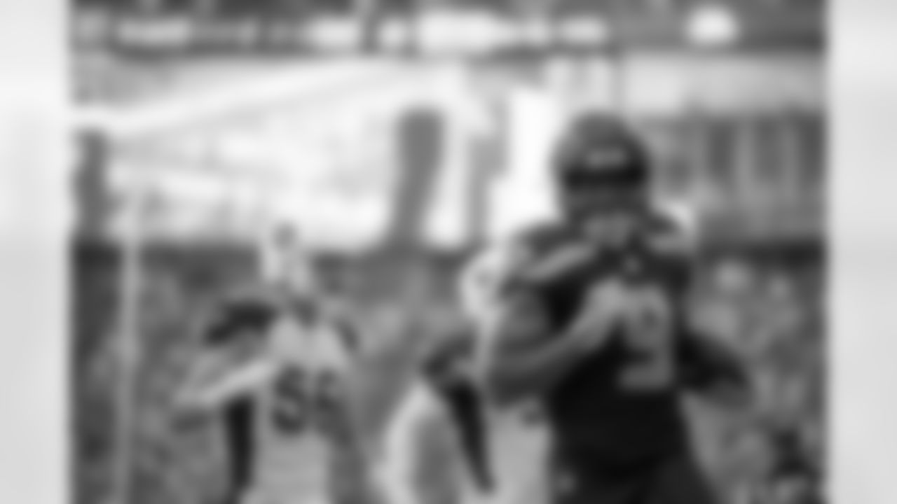Seahawks-Top-Shots-Rookies-20221016_14-25-51_31
