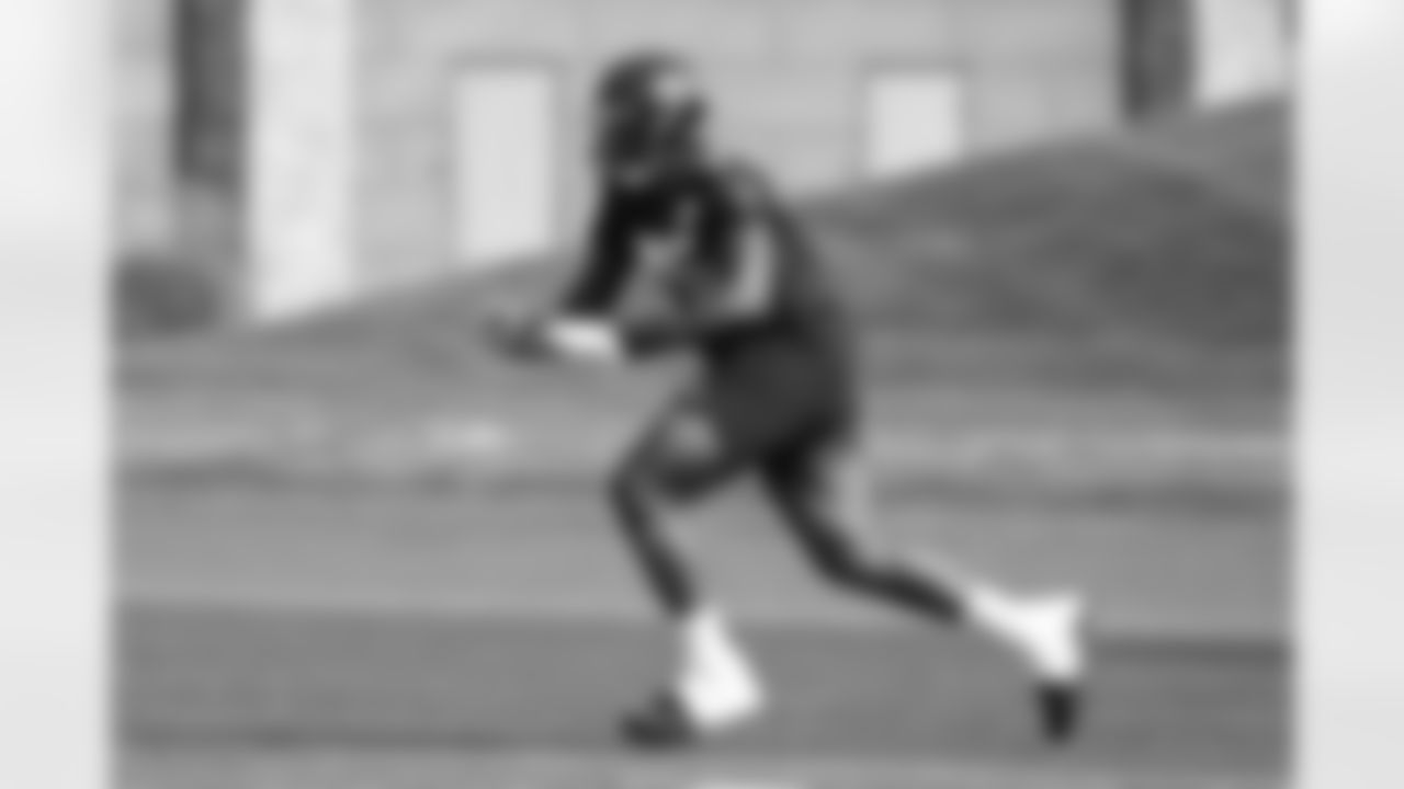Seahawks players practice at the Virginia Mason Athletic Center in Renton on September 21, 2022.