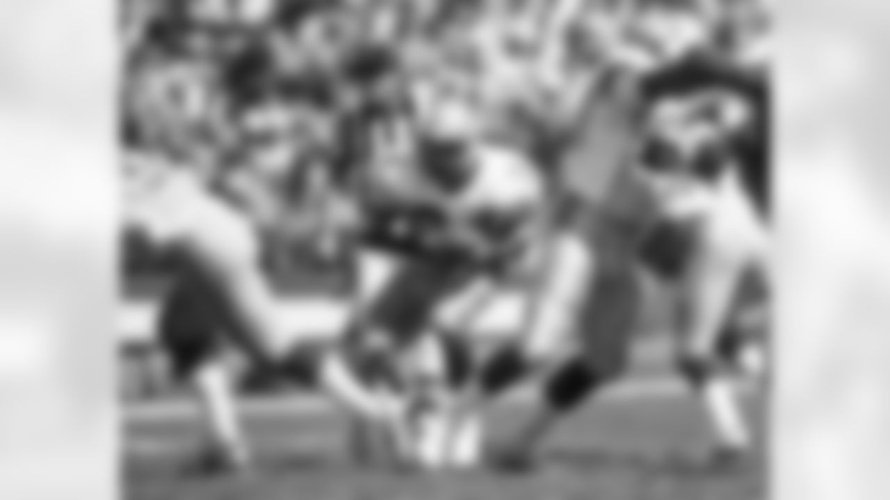 Seahawks-Franco-Harris-Through-The-Years-19841007_09-38-09_