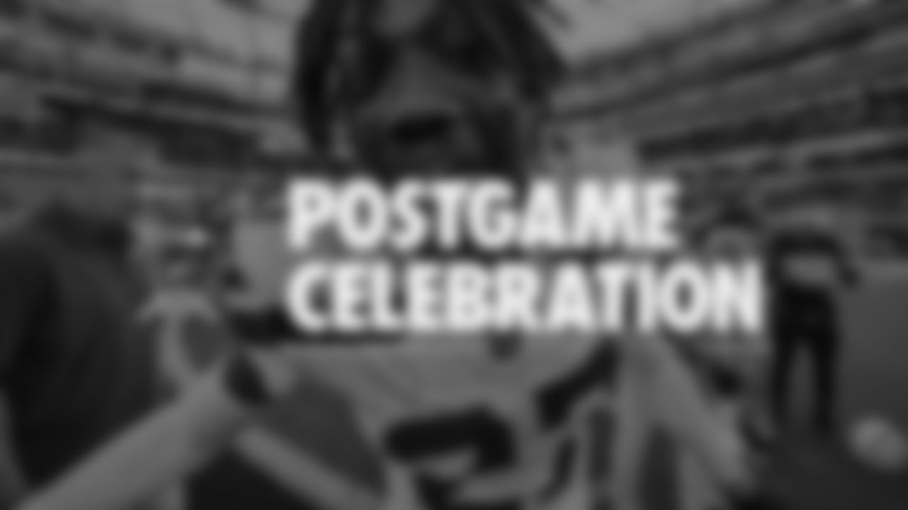 seahawks-postgame-celebration_weeek-7-chargers