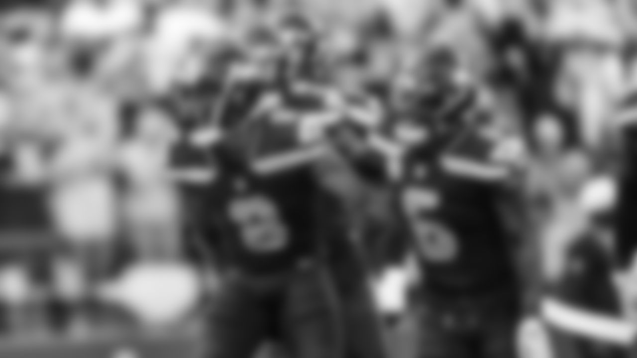 Seahawks-Top-Shots-Defense-20221016_15-11-51_29