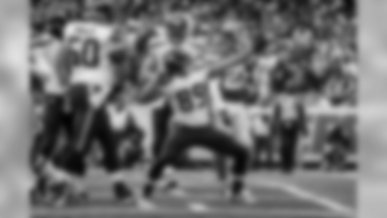 Doug Baldwin strikes a pose after scoring Seattle's first touchdown on a pass from Russell Wilson.