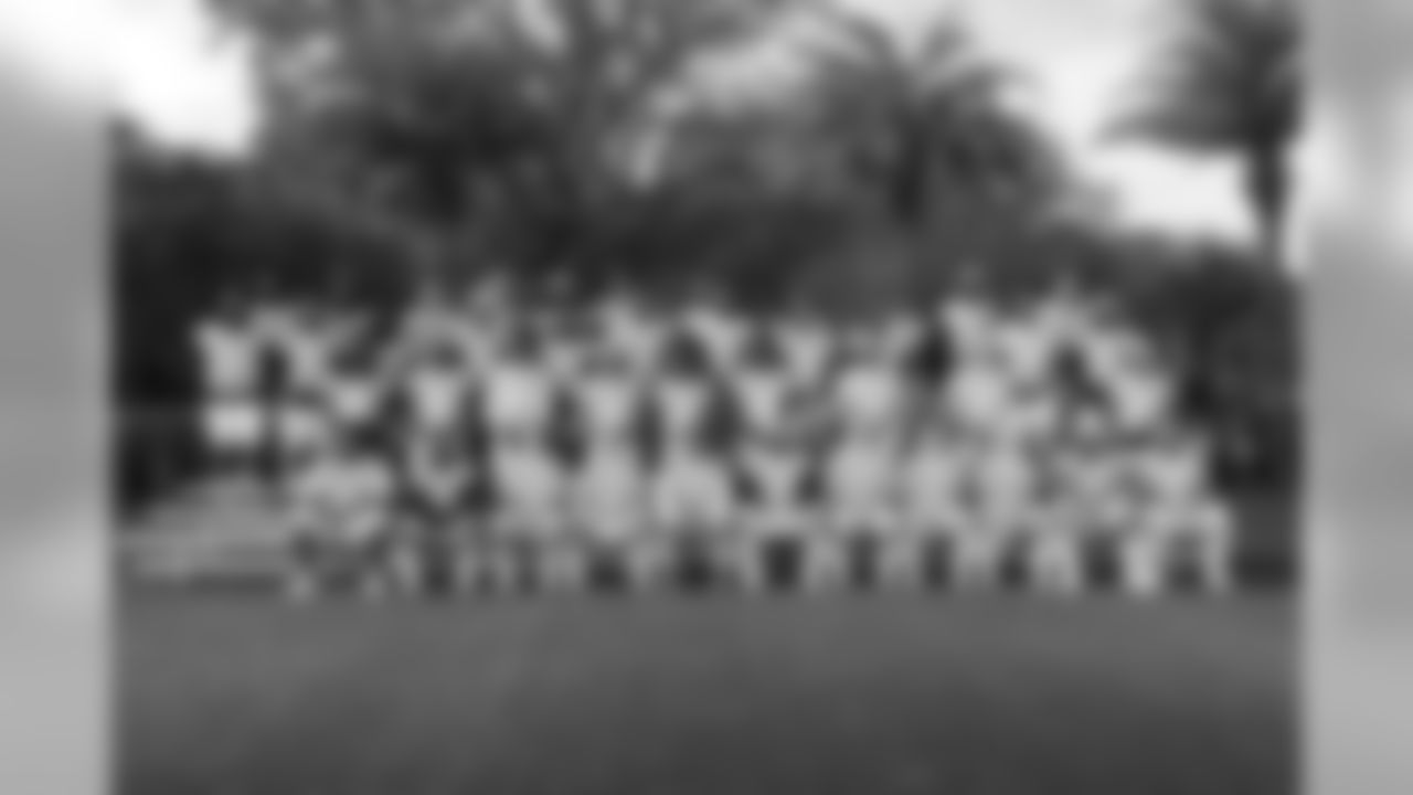 The NFC Pro Bowl team poses for a portrait for the 2020 NFL Pro Bowl football game, Thursday, Jan. 23, 2020 in Orlando, Fla. (AP Photo/Doug Benc)