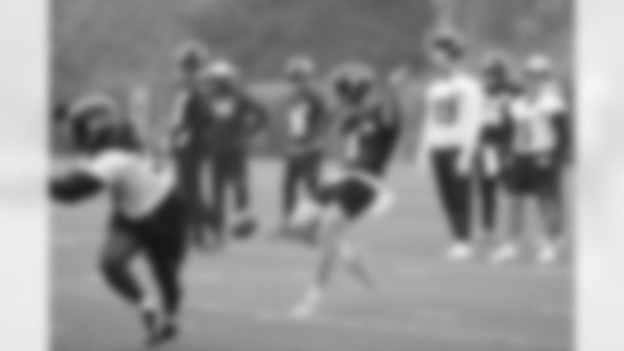 The Seahawks practice at the Virginia Mason Athletic Center in Renton on October 20, 2022.