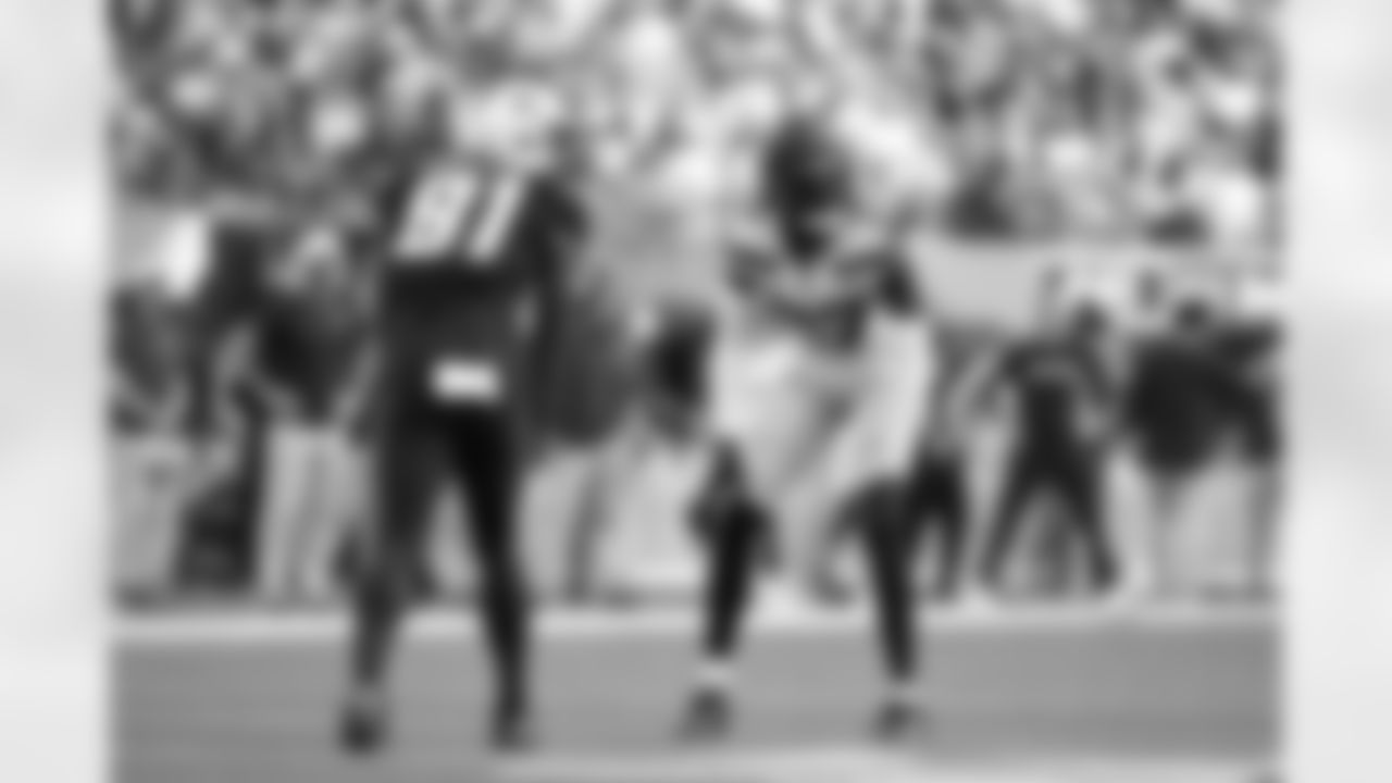 The best photos of Seahawks cornerback Tariq Woolen from the 2022 season.