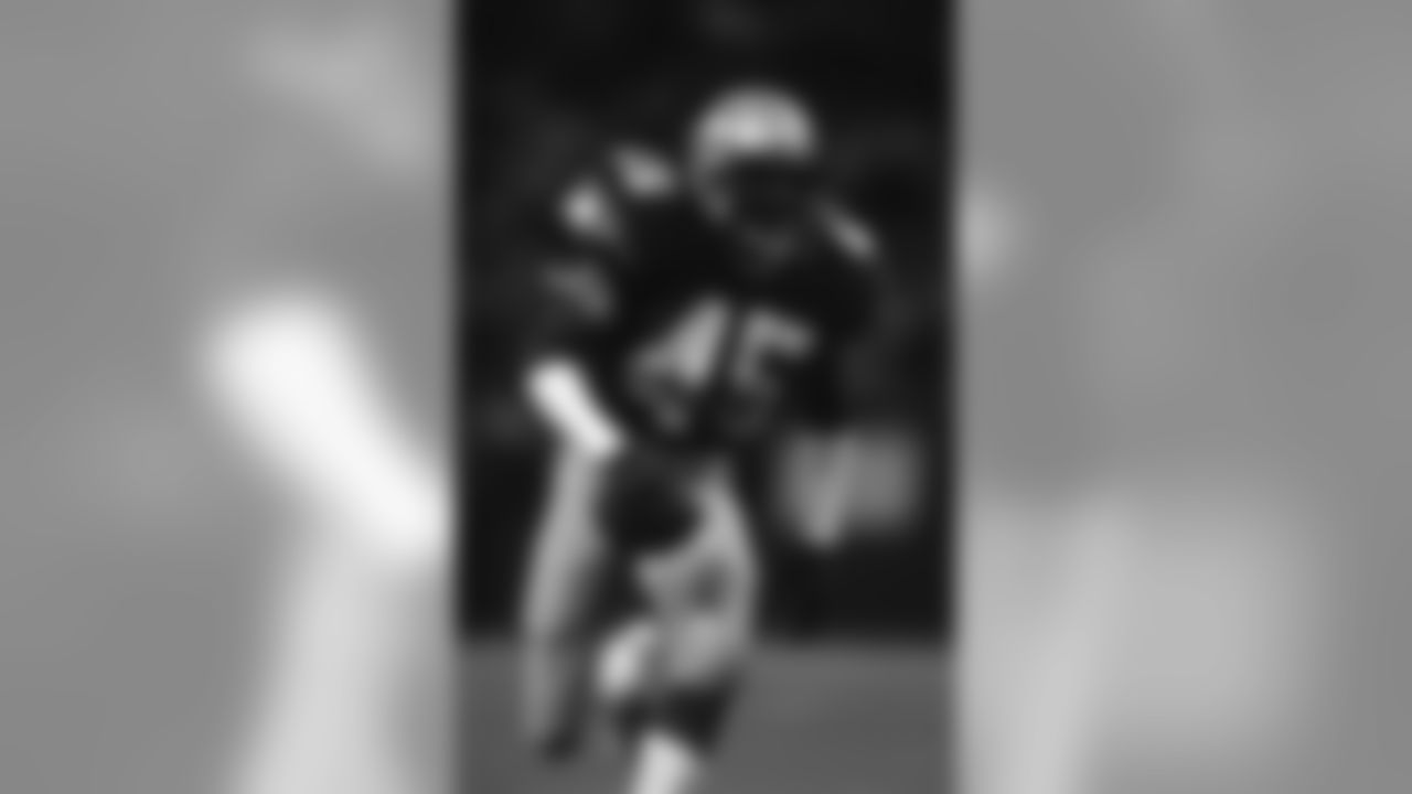cst_easley_kenny_punt_return_kingdome.jpg