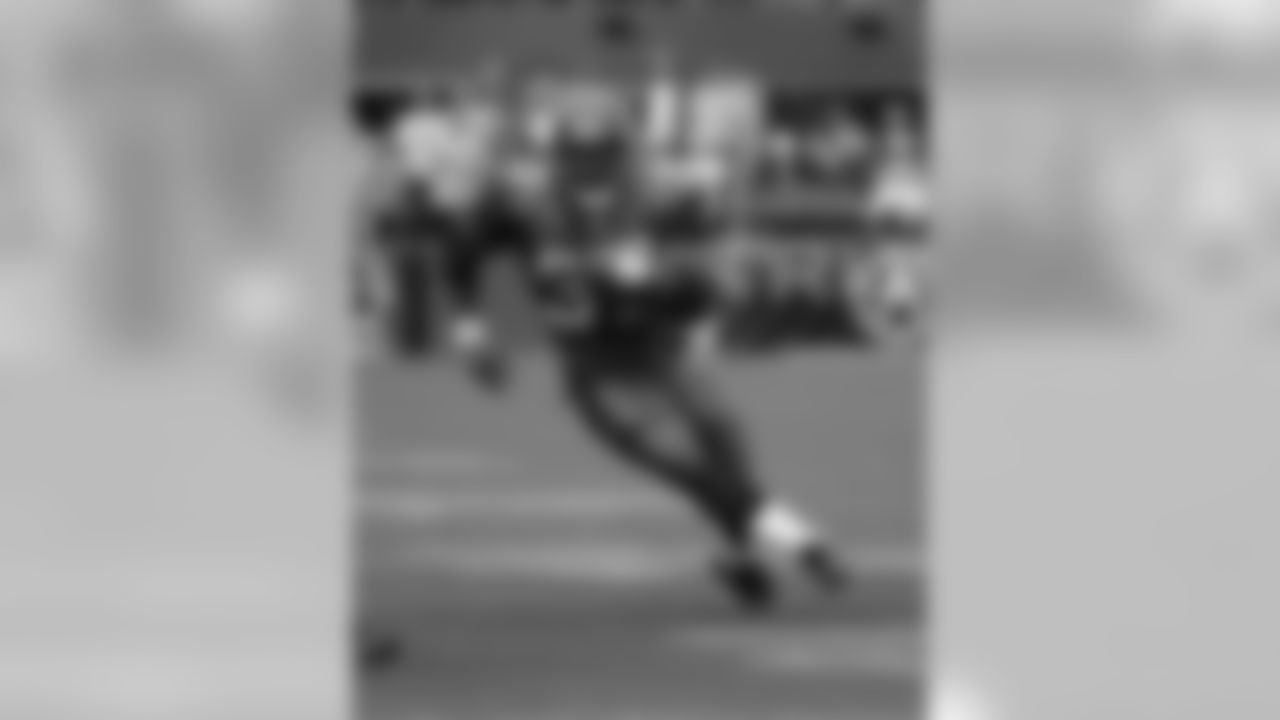 37 - RB Shaun Alexander
