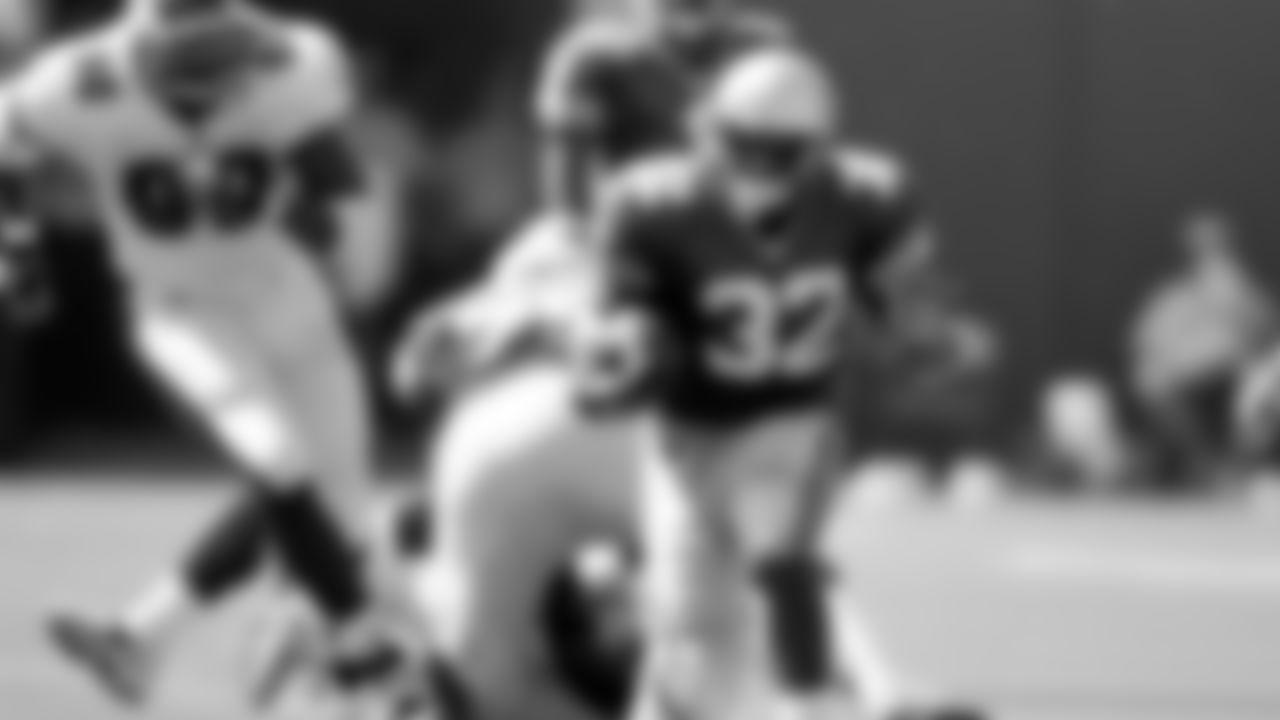 RB Ricky Watters - Watters had a very productive run with the Seahawks from 1998 to 2001, averaging 16.24 Fantasy Points Per Game, the third-most in team history. In 2000, he rushed for 1,242 yards and seven scores and caught 63 passes for 613 yards and two TDs.