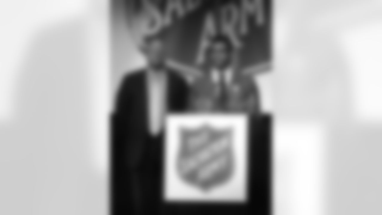 2020-RussellWilson-WPMOY-20150508_11-46-48_cst_EK2V0615